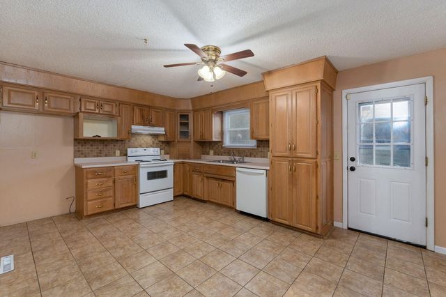 1112 E Evergreen Street, Springfield, MO 65803