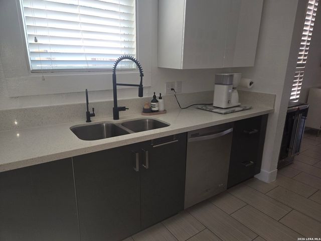 1118 NOLAN ST, San Antonio, TX 78202