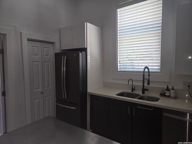 1118 NOLAN ST, San Antonio, TX 78202