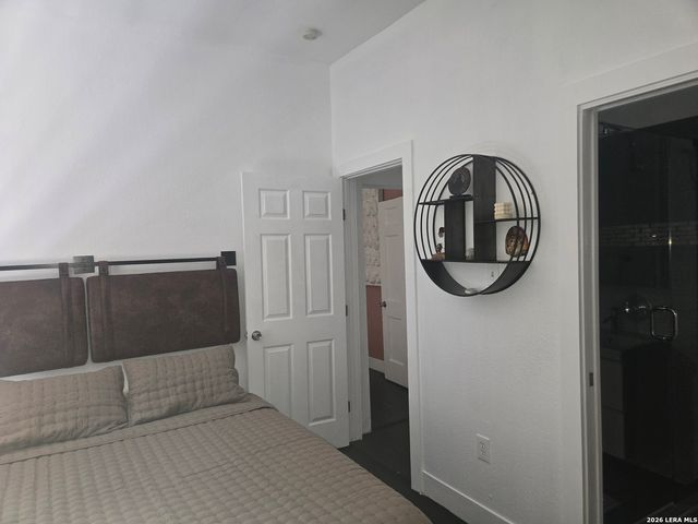 1118 NOLAN ST, San Antonio, TX 78202