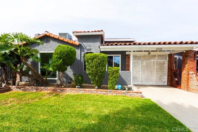 1919 W 82nd, Los Angeles, CA 90047