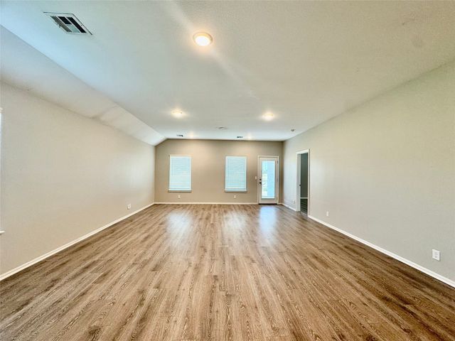 28300 E 111th Place S, Coweta, OK 74429