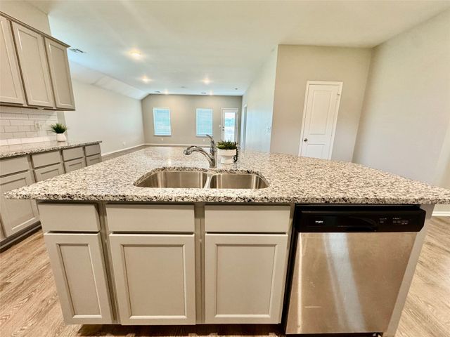 28300 E 111th Place S, Coweta, OK 74429