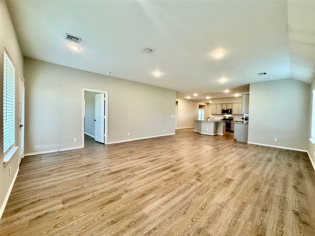 28300 E 111th Place S, Coweta, OK 74429