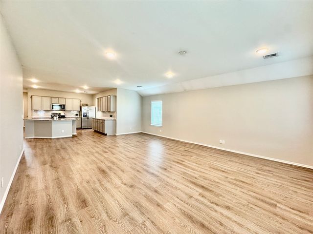 28300 E 111th Place S, Coweta, OK 74429