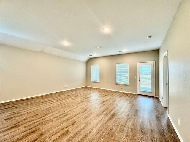28300 E 111th Place S, Coweta, OK 74429