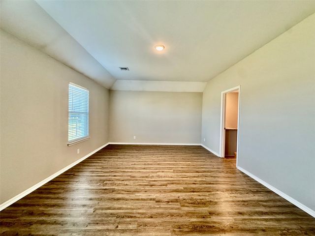 28300 E 111th Place S, Coweta, OK 74429