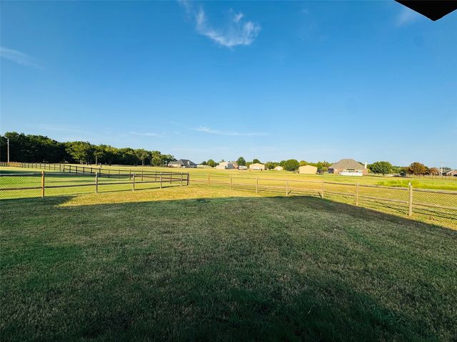 28300 E 111th Place S, Coweta, OK 74429