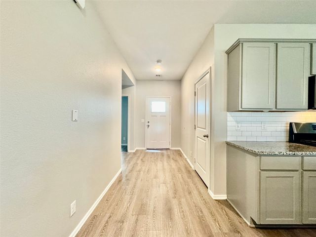 28300 E 111th Place S, Coweta, OK 74429