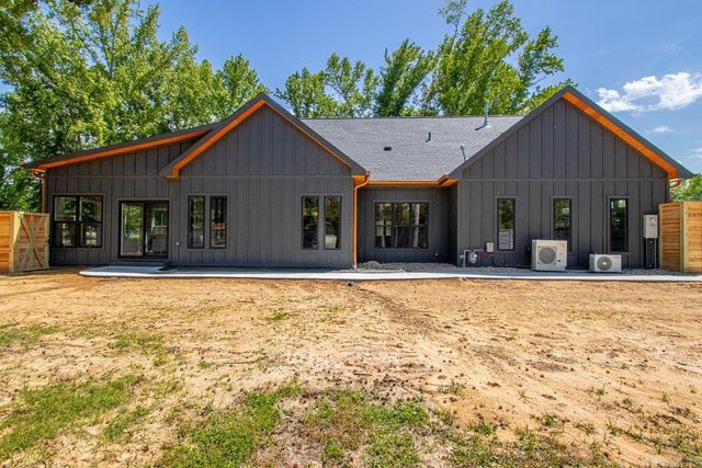 66 Friendship Road, Conway, AR 72032