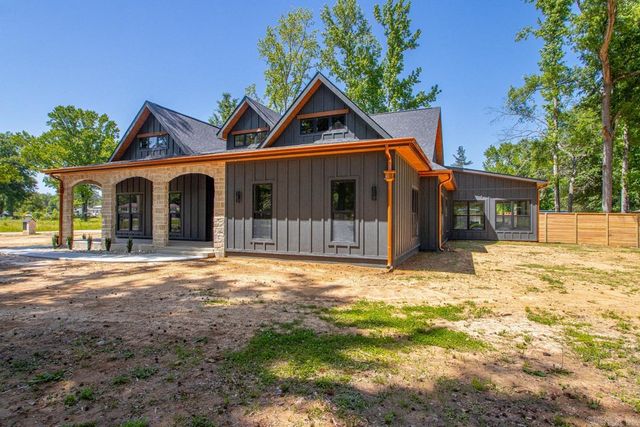 66 Friendship Road, Conway, AR 72032