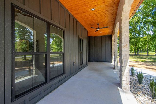 66 Friendship Road, Conway, AR 72032