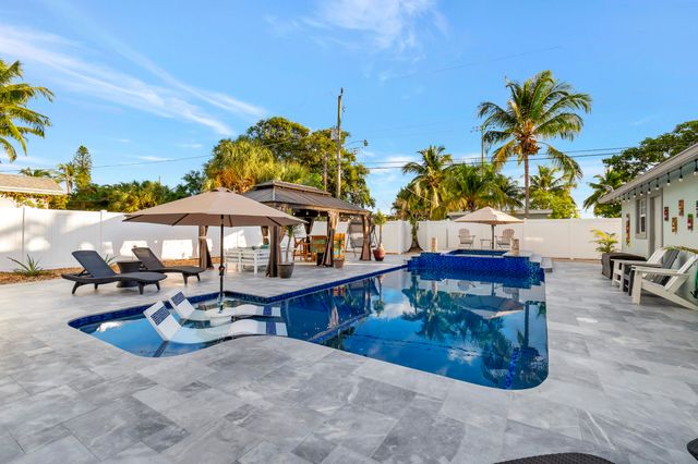 310 GULFSTREAM Drive, Delray Beach, FL 33444