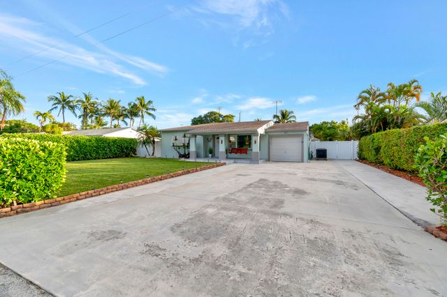 310 GULFSTREAM Drive, Delray Beach, FL 33444