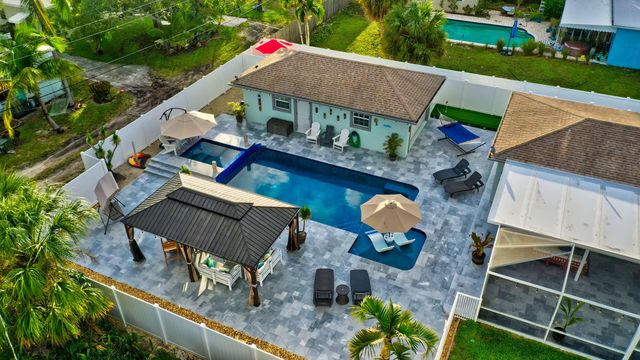 310 GULFSTREAM Drive, Delray Beach, FL 33444