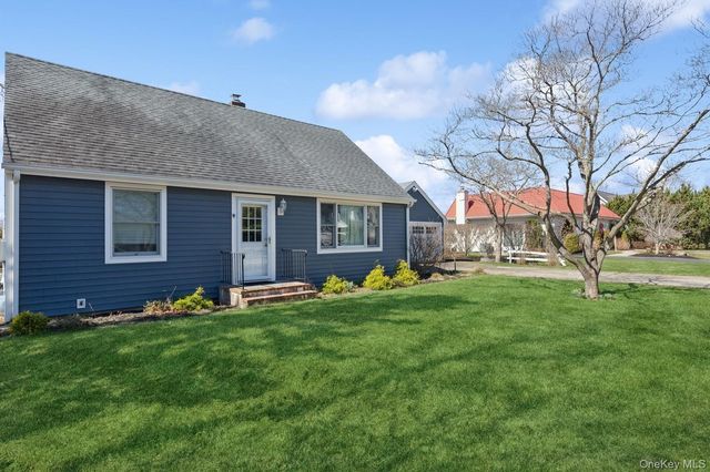 1110 Gillette Drive, East Marion, NY 11939