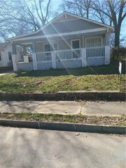 550 Lake Drive, Hapeville, GA 30354