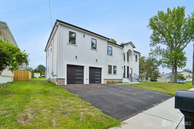 20 Milton Avenue, Edison, NJ 08820