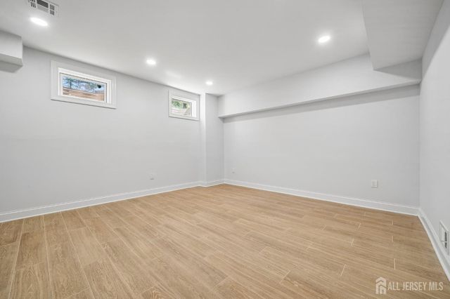 20 Milton Avenue, Edison, NJ 08820