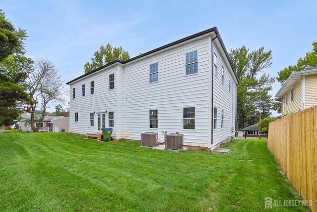 20 Milton Avenue, Edison, NJ 08820