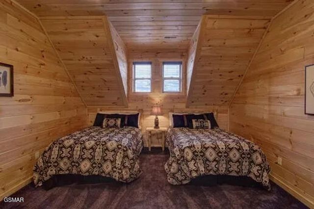 1340 Parkview Vista Way, Pigeon Forge, TN 37863