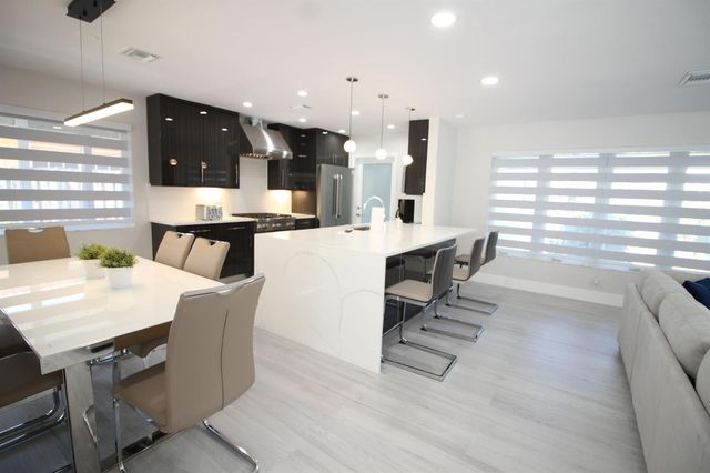 2548 SE 14th Street E 2548 Se 14th St, Pompano Beach, FL 33062