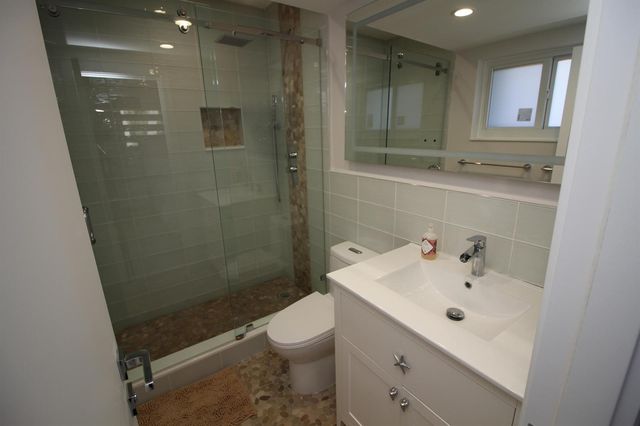 2548 SE 14th Street E 2548 Se 14th St, Pompano Beach, FL 33062