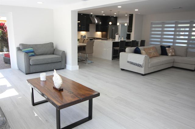 2548 SE 14th Street E 2548 Se 14th St, Pompano Beach, FL 33062