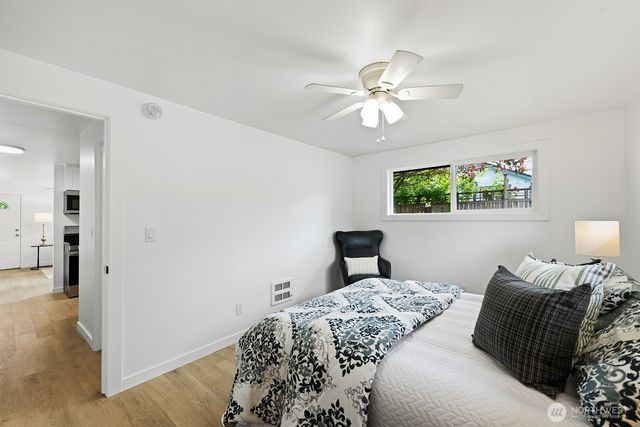 827 N 1st Street, Renton, WA 98057