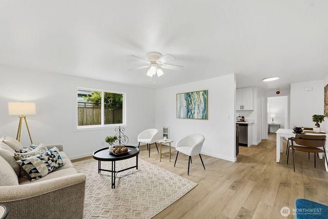 827 N 1st Street, Renton, WA 98057