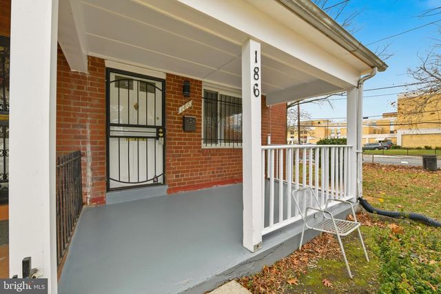 186 FORRESTER ST SW, Washington, DC 20032