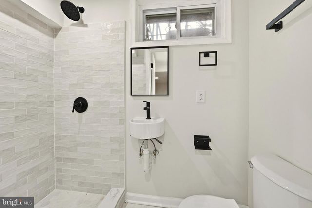 186 FORRESTER ST SW, Washington, DC 20032