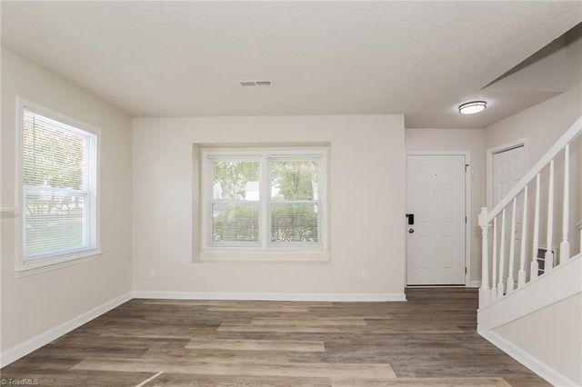 7 Arta Lane, Greensboro, NC 27406