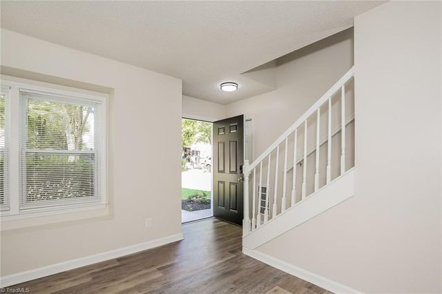 7 Arta Lane, Greensboro, NC 27406