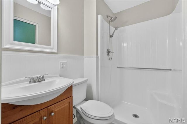 2013 Waybridge Lane, Fenton, MO 63026