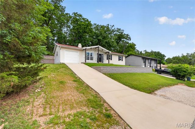 2013 Waybridge Lane, Fenton, MO 63026