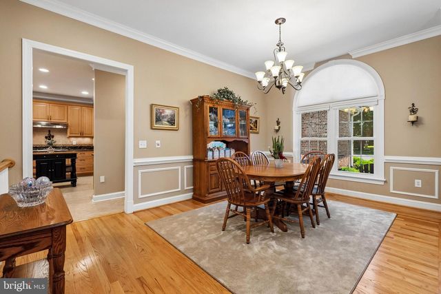 21484 CEDAR DR, Sterling, VA 20164
