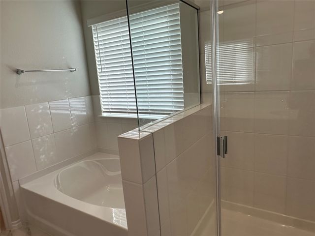 2009 Sesaro Drive, Aubrey, TX 76227