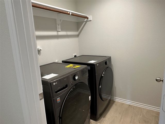 2009 Sesaro Drive, Aubrey, TX 76227