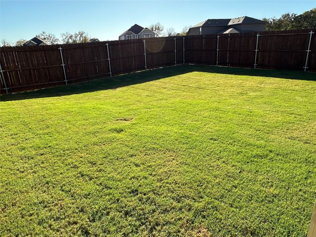 2009 Sesaro Drive, Aubrey, TX 76227