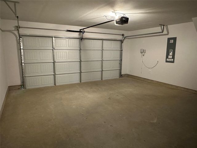 2009 Sesaro Drive, Aubrey, TX 76227