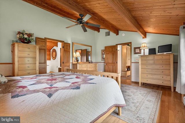 1121 PIKETOWN RD, Harrisburg, PA 17112