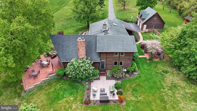 1121 PIKETOWN RD, Harrisburg, PA 17112
