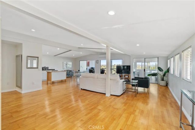 23777 Mulholland Hwy 62, Calabasas, CA 91302