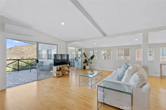 23777 Mulholland Hwy 62, Calabasas, CA 91302