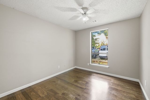 213 Cedarview Dr, Antioch, TN 37013