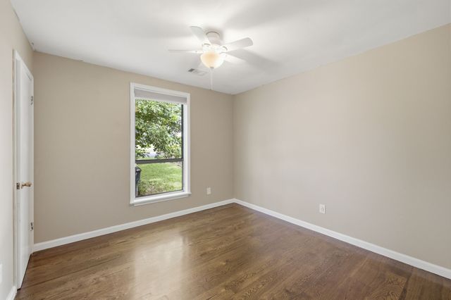 213 Cedarview Dr, Antioch, TN 37013