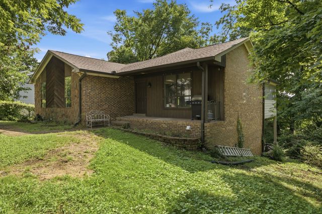 213 Cedarview Dr, Antioch, TN 37013