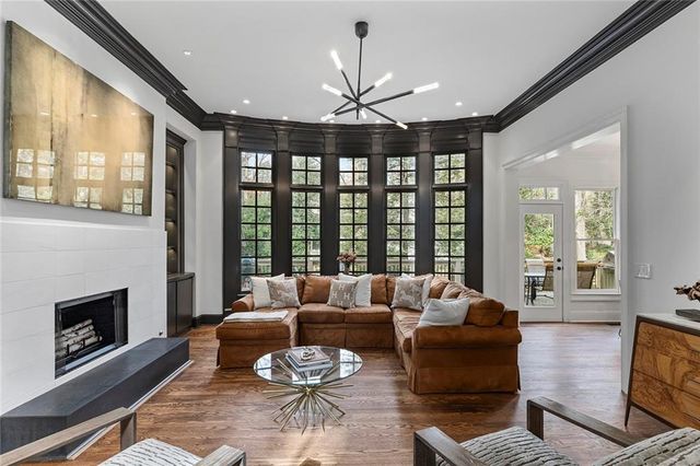 590 Windsor Parkway, Atlanta, GA 30342