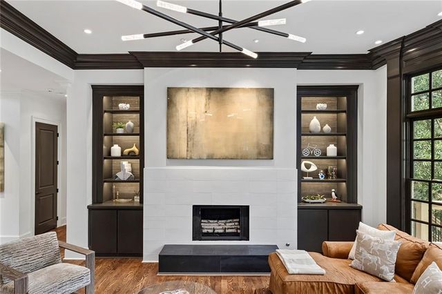 590 Windsor Parkway, Atlanta, GA 30342